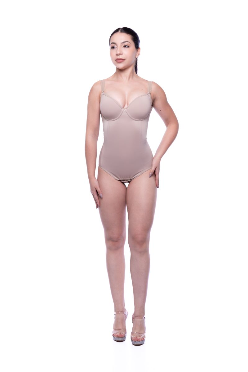 Body modelador com bojo